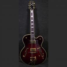 Peerless Gigmaster Custom Ruby Hollowbody Guitar w Bigsby &case