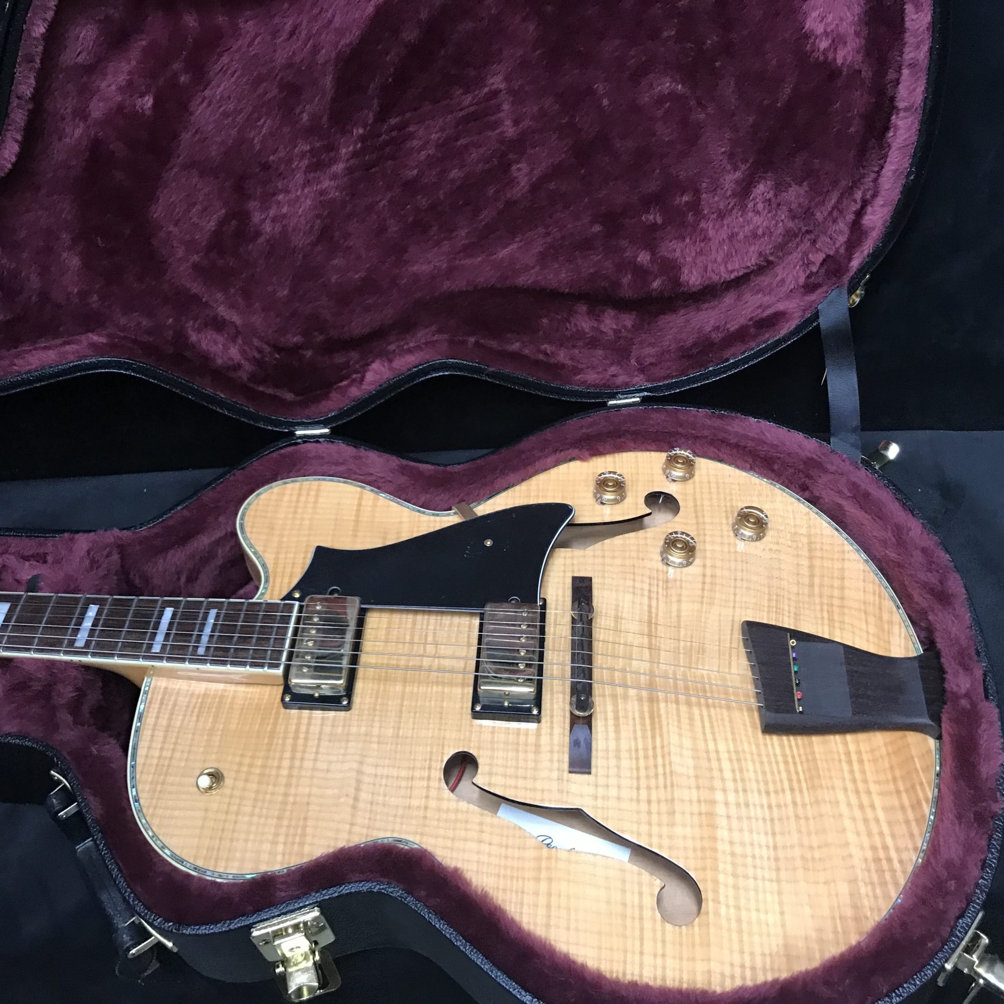 Peerless Wizard Custom Blonde Archtop Jazz Guitar 3017005 W Case