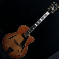 Peerless Jazz City Honeyburst Archtop Jazz Guitar w case