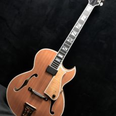 Heritage Sweet 16 Blonde Archtop Guitar S31305  w original case