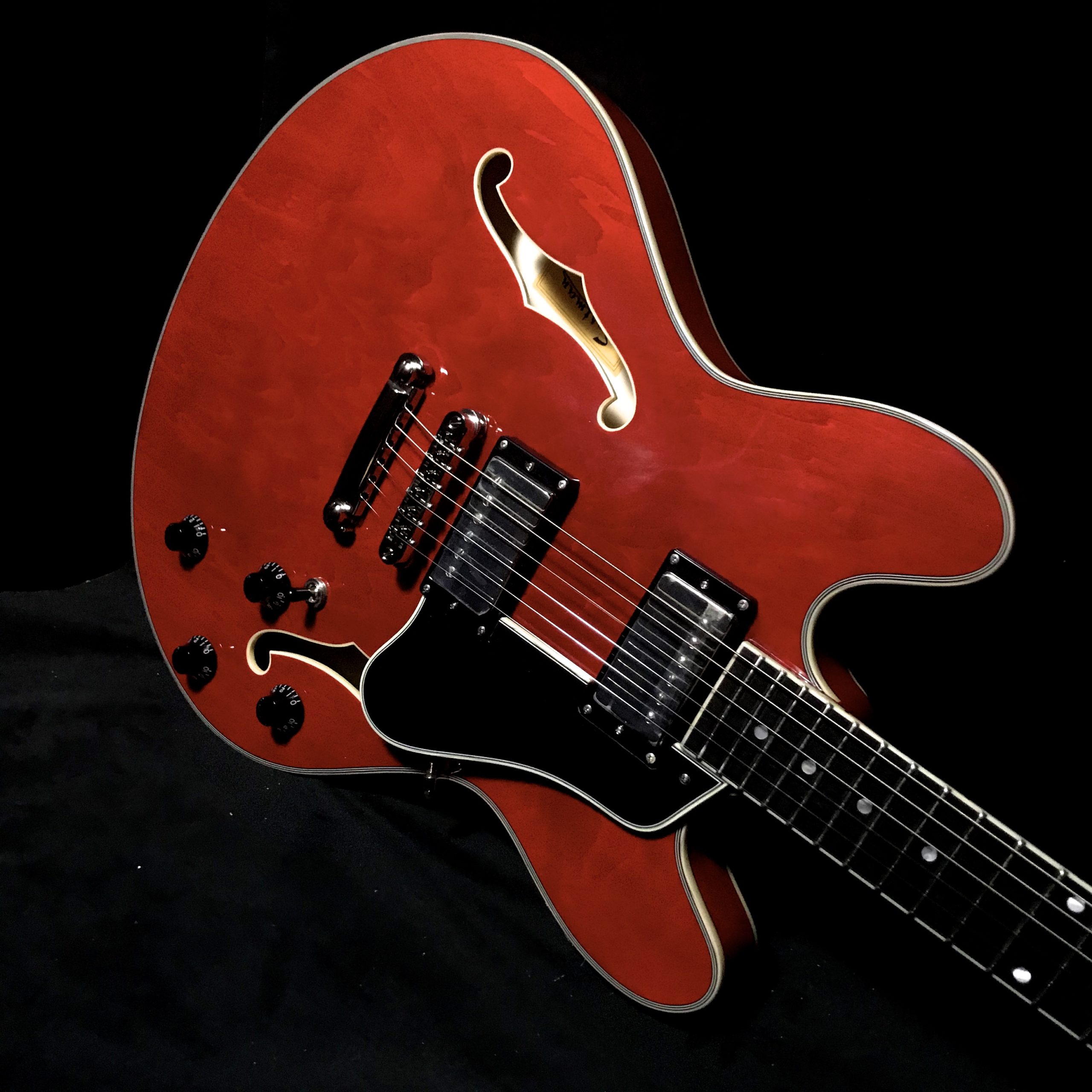 Eastman T386 Thinline Cherry Red Semi Hollow Guitar w case #L2002195