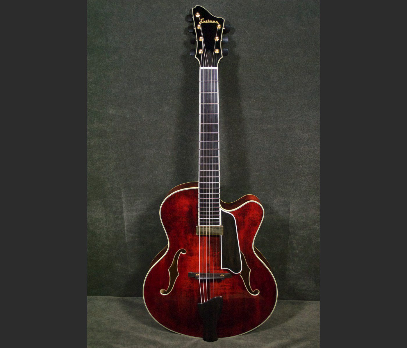 Eastman AR810CE -7 Seven String Archtop Guitar | Guitars 'n Jazz