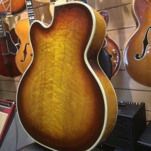 Dick KNIGHT 17″ Carved Archtop Guitar 2 P90's — Guitars 'n Jazz
